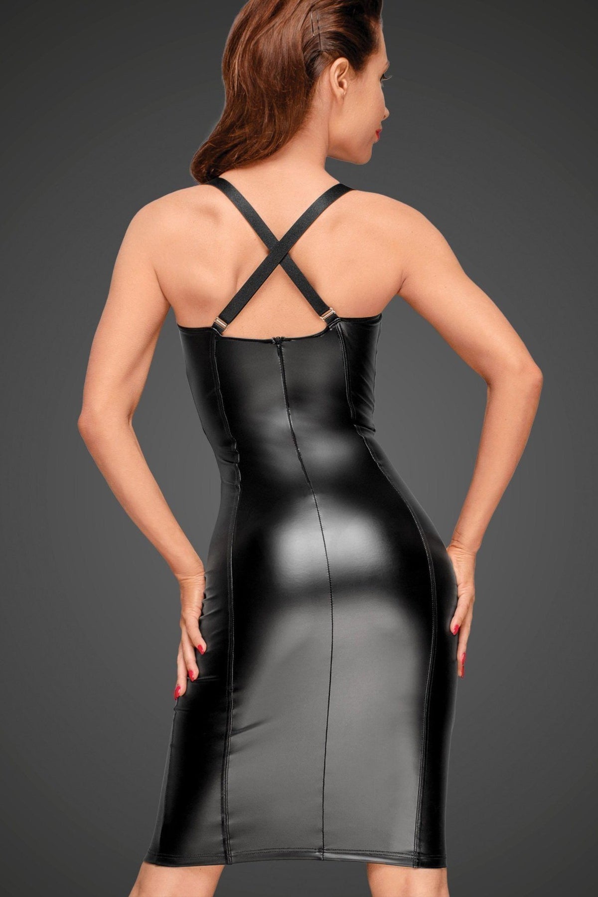 Fashionable Long Fitted Women's Dress Featuring Chequered Design and Adjustable Halter Straps