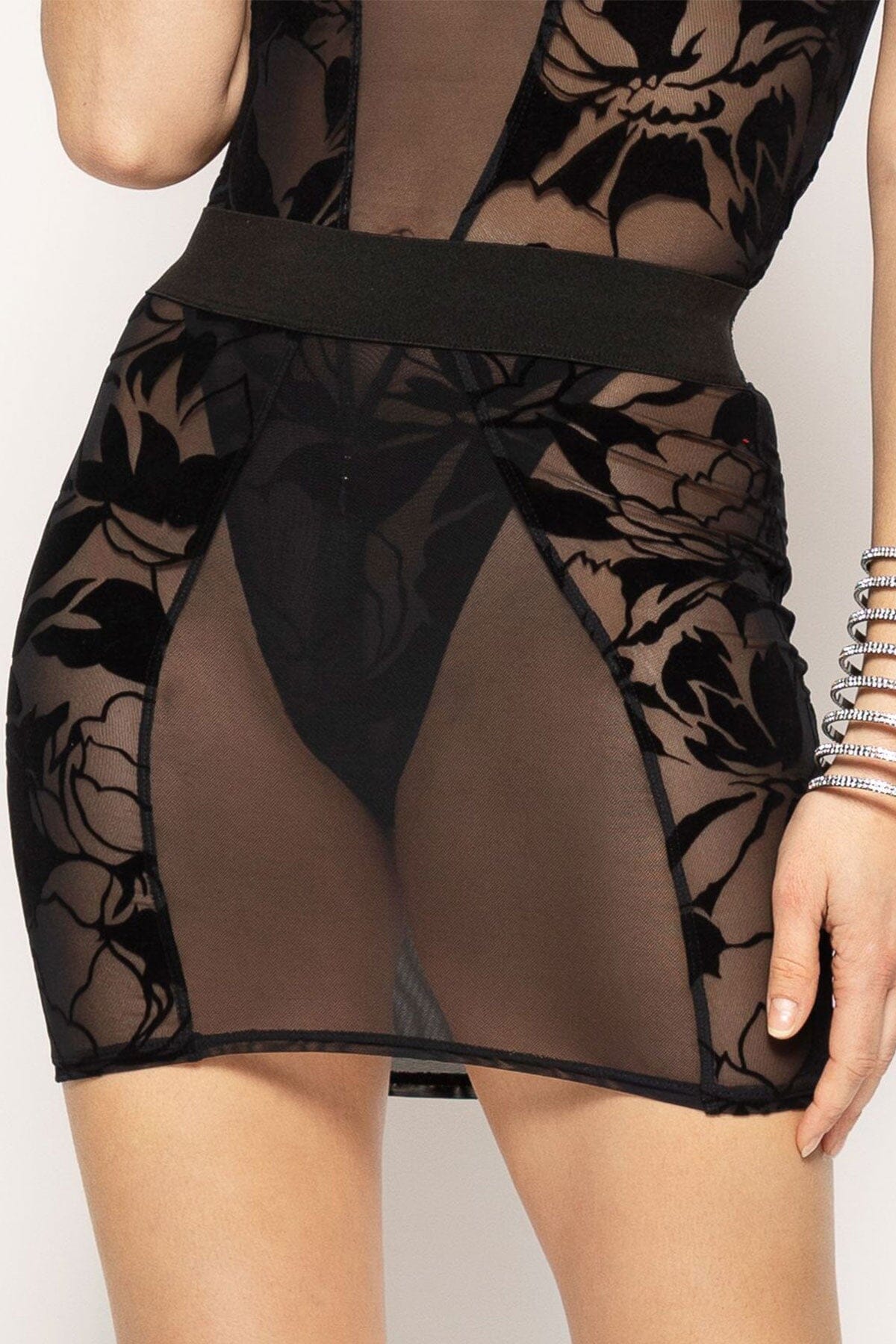 Stylish Cassidy Black Mesh Women's Skirt for Trendy Looks