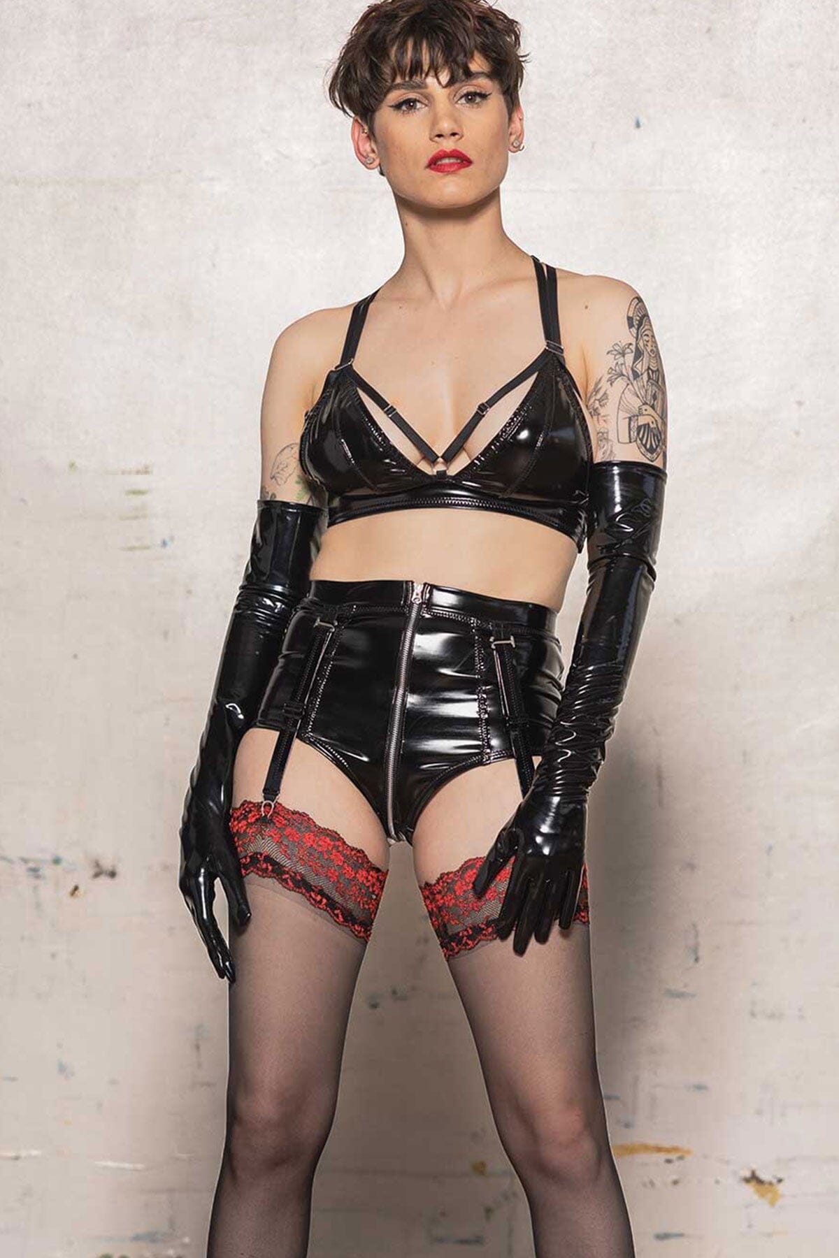Exquisite Crystal-Embellished Vinyl Bra for Fashion Lovers