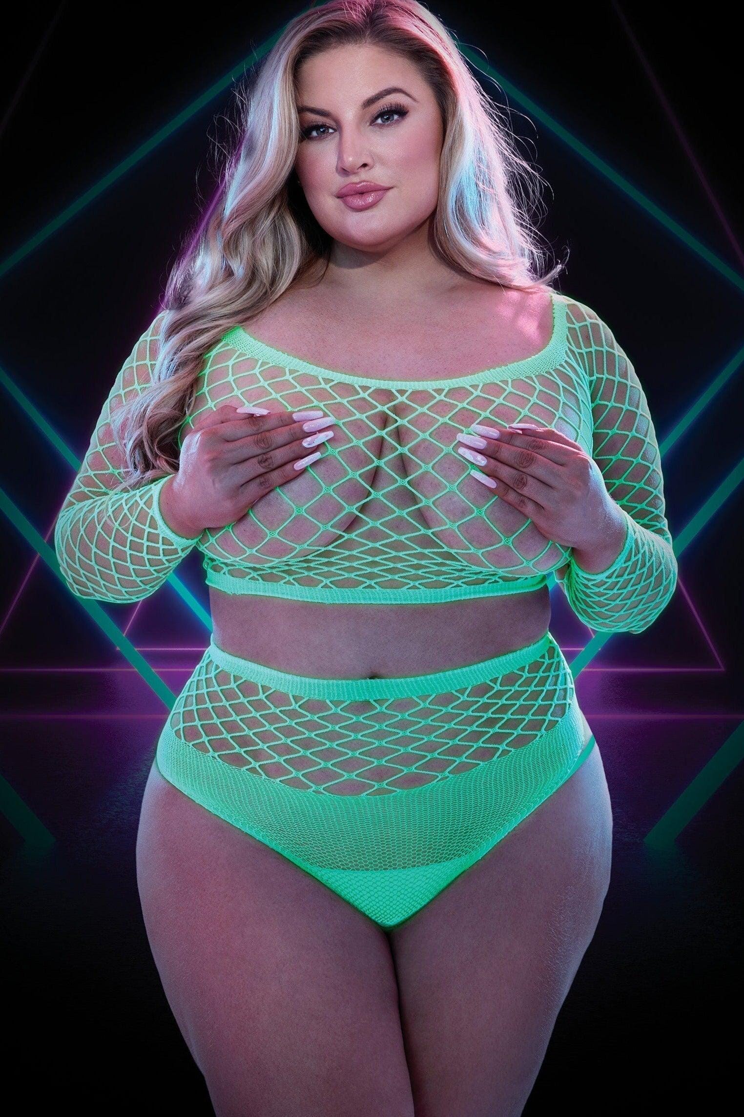 Glow-in-the-Dark Long-Sleeved Crop Top and Panty Set - Fashionable Apparel for a Unique Look